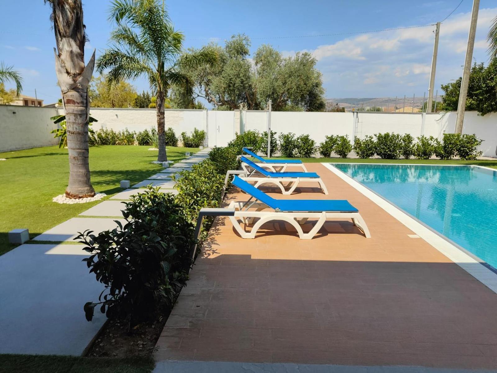 Villa Zoe Comiso Buitenkant foto